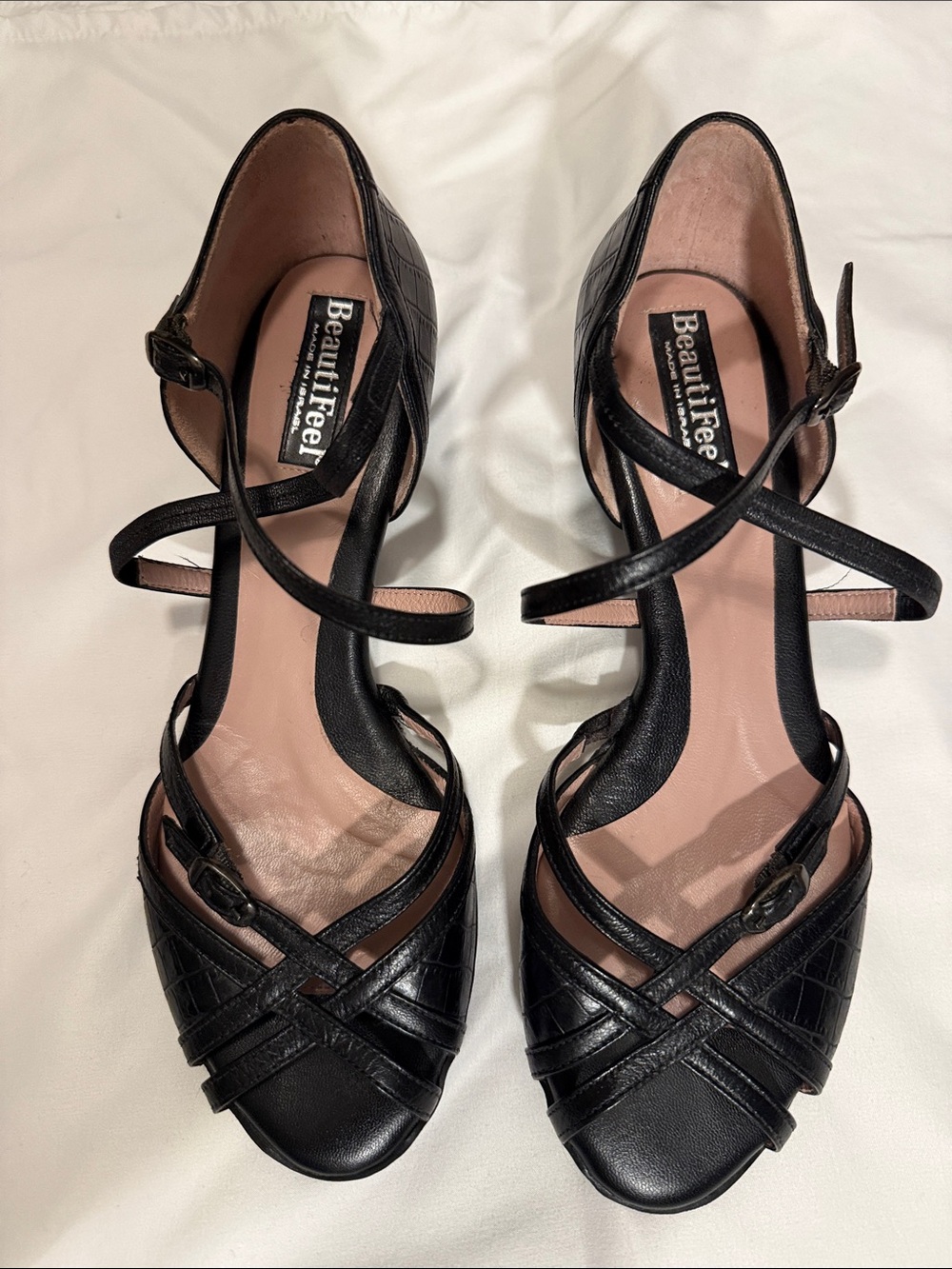 BeautiFeel Black Leather Cross-Strap Heels